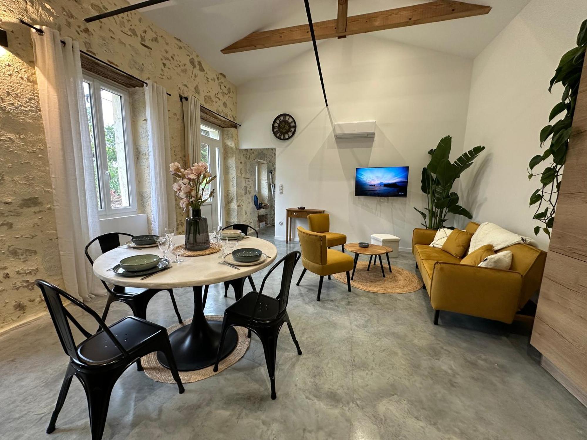 Maison De Vacances Gondrin Luaran gambar