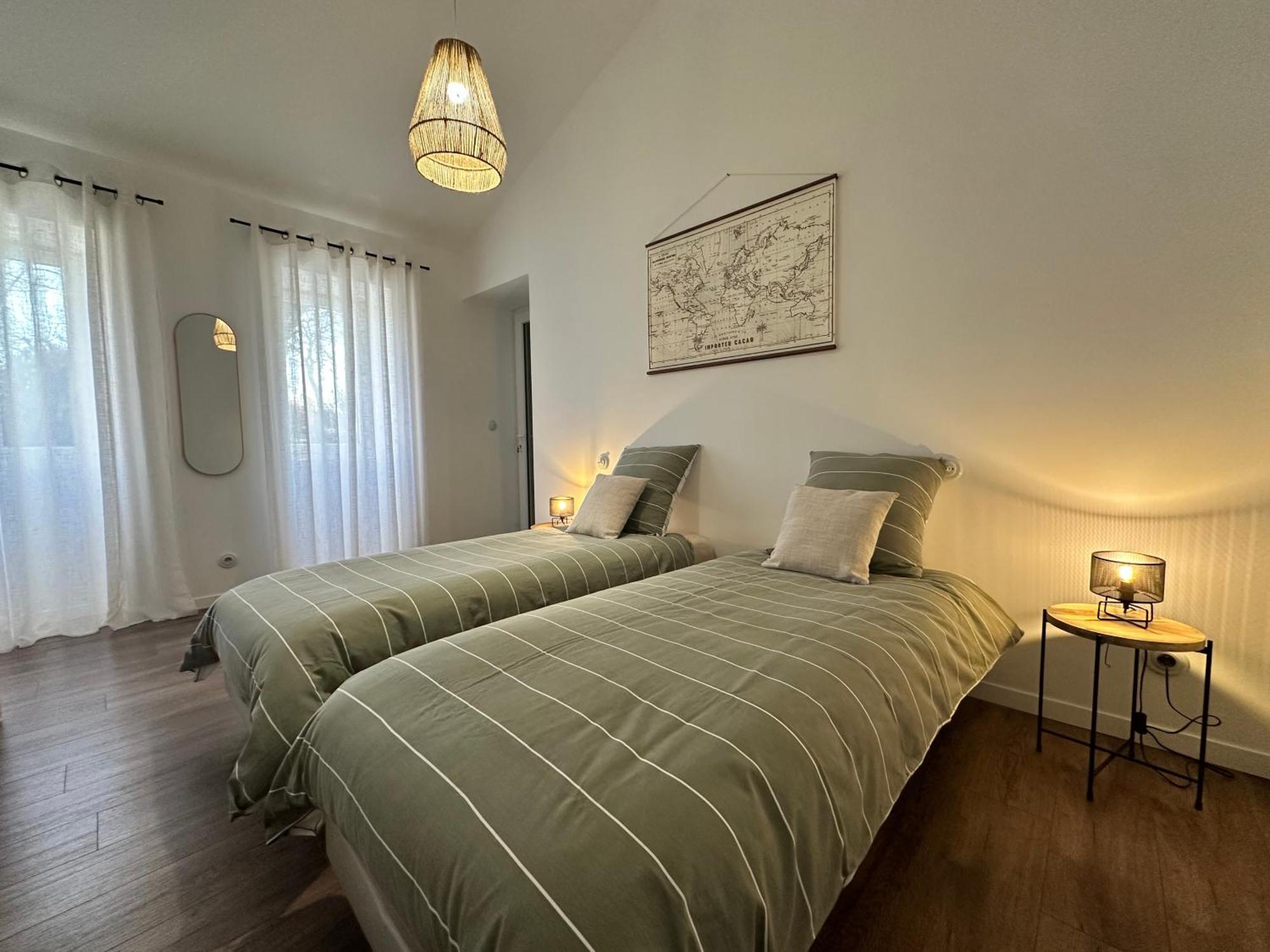 Maison De Vacances Gondrin Luaran gambar